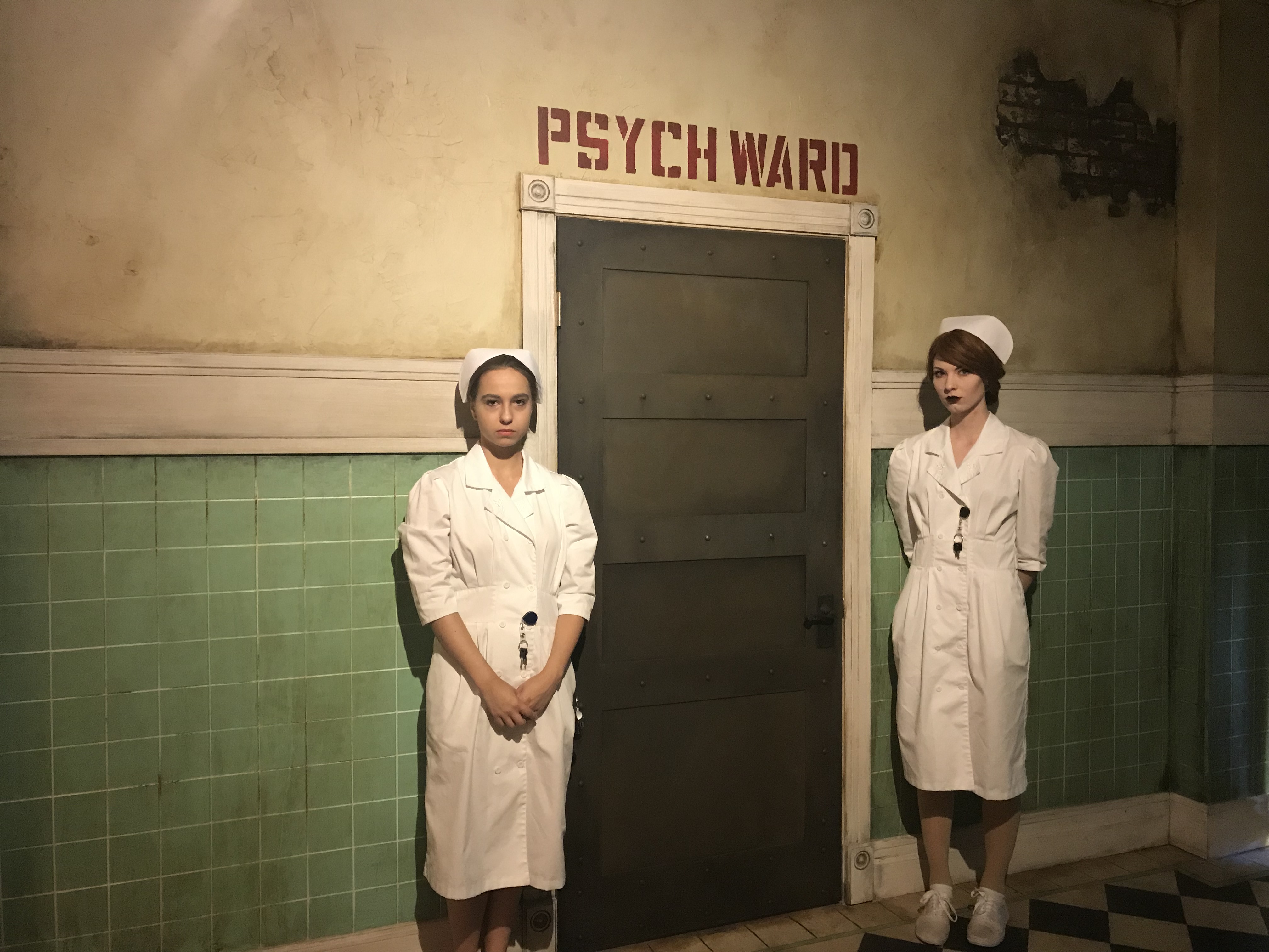 escape room mental hospital