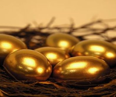 Easter-Golden-Eggs-569-by-270